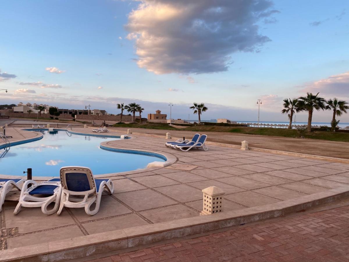 Porto South Beach Royal Sea View Families صف اول بحر مباشر Ain Sukhna Bagian luar foto