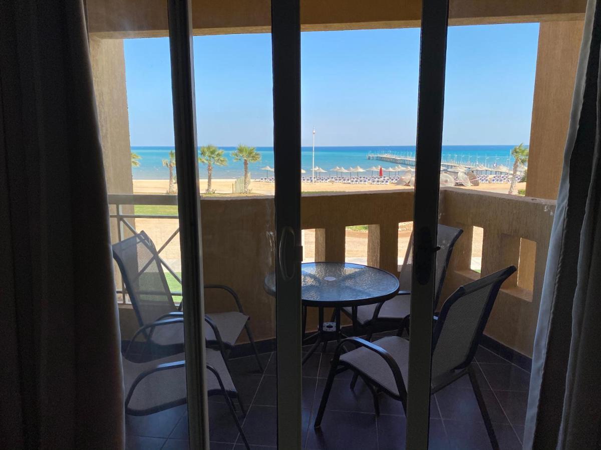 Porto South Beach Royal Sea View Families صف اول بحر مباشر Ain Sukhna Bagian luar foto